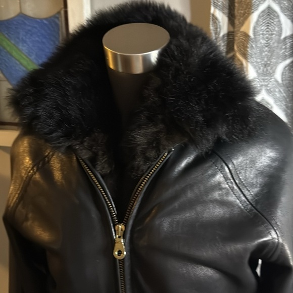Andrew Marc Leather Jacket With Removable Fur Vest Lining- 2 Jackets in 1 - Picture 3 of 16